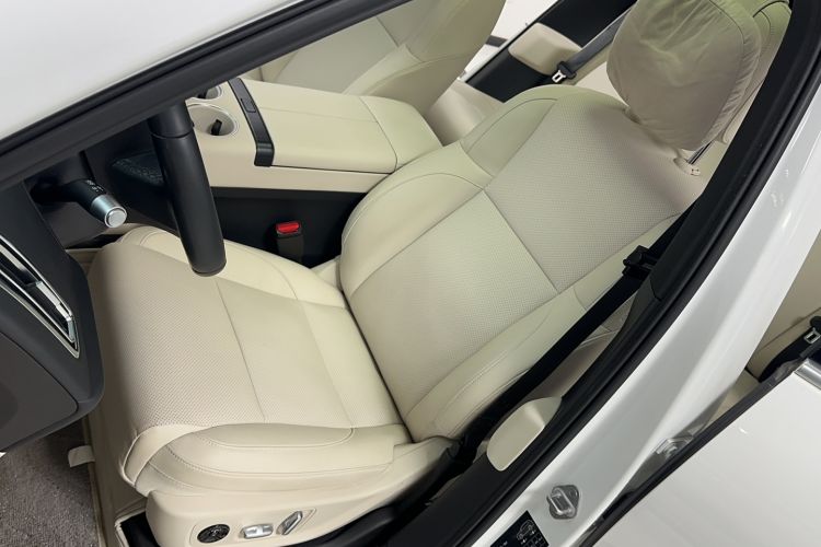 Used Li Auto L6 2024 Pro Model
