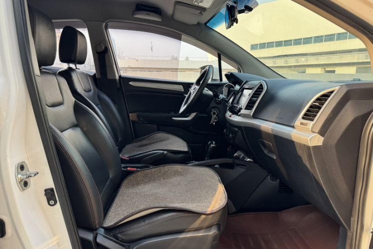 Used  Refine S3 2016 1.5L CVT Luxury Smart Version