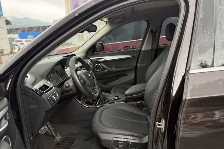 Used BMW X1 2018 sDrive20Li Leading Model
