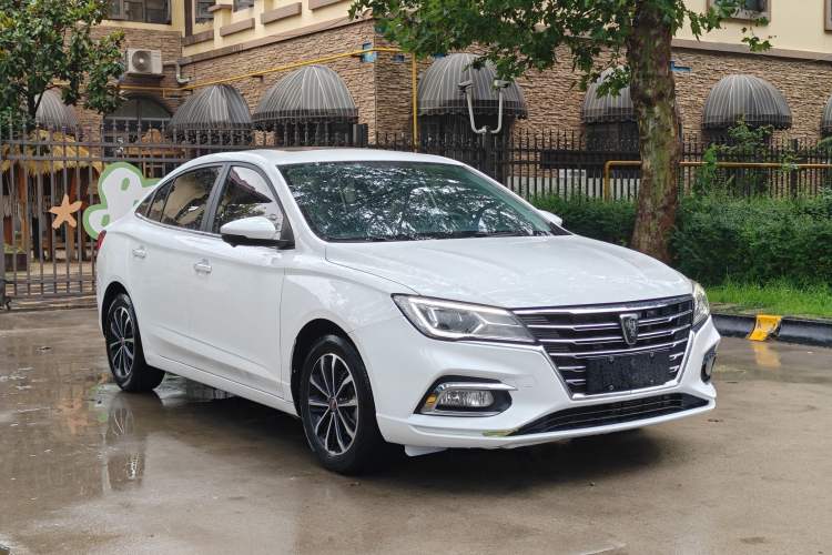 Used Roewe i5 2020 1.5L Automatic 4G Connect Luxury Flagship Edition
