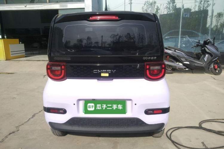 Used Chery QQ Ice Cream 2024 Edition Youth Version 120km Milkshake

