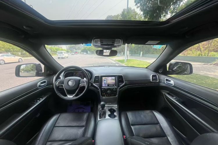 Used  Grand Cherokee 2017 3.0L Elite Navigation Edition
