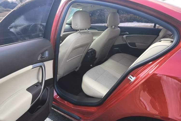 Used Buick Regal 2015 2.0L Leading Fashion Edition
