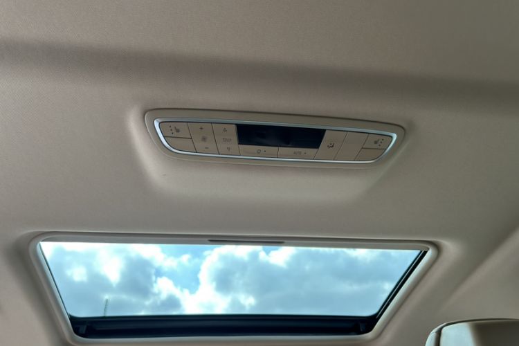 Used Buick GL8 2020 ES Land Cruiser 653T Luxury Edition
