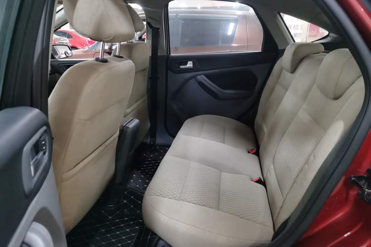 Used Ford Focus 2013 Hatchback Classic 1.8L Automatic Millionth Anniversary Edition
