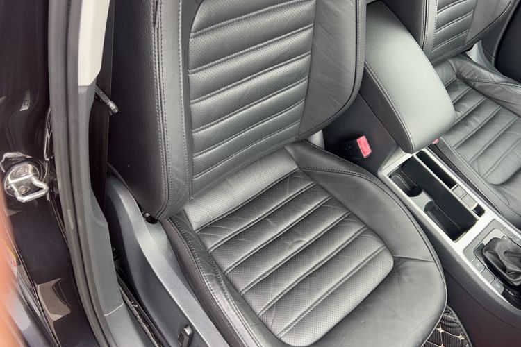 Used Volkswagen Sagitar 2015 230TSI Automatic Luxury Model