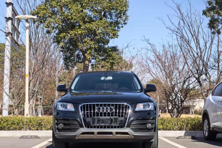 Used Audi Q5 2017 Plus 40 TFSI Technology Model
