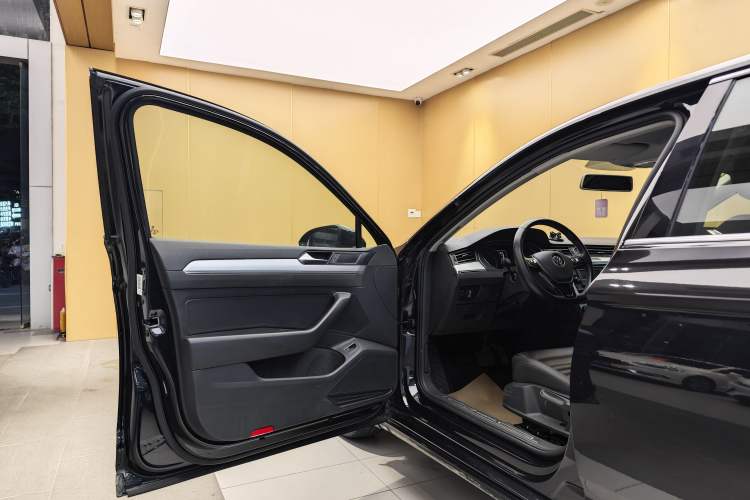 Used Volkswagen Magotan 2019 280TSI DSG Comfort Model China VI Standard
