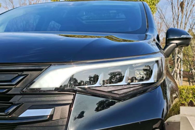 Used GAC Trumpchi M6 2023 PRO 270T DCT Luxury Edition
