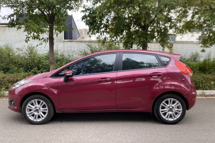 Used Ford Fiesta 2013 Hatchback 1.5L Automatic Fashion Edition