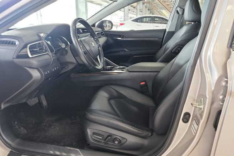 Used Toyota Camry 2019 Revised Version 2.5G Luxury Edition
