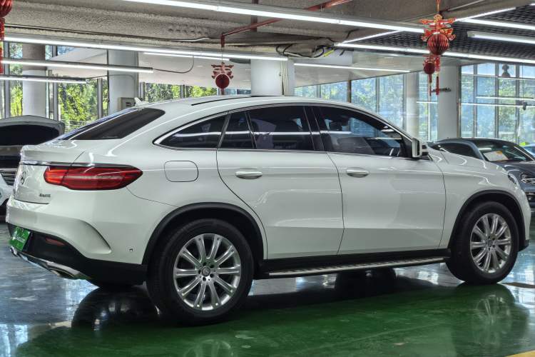 Used Mercedes-Benz GLE Coupe 2015 GLE 320 4MATIC Coupe SUV
