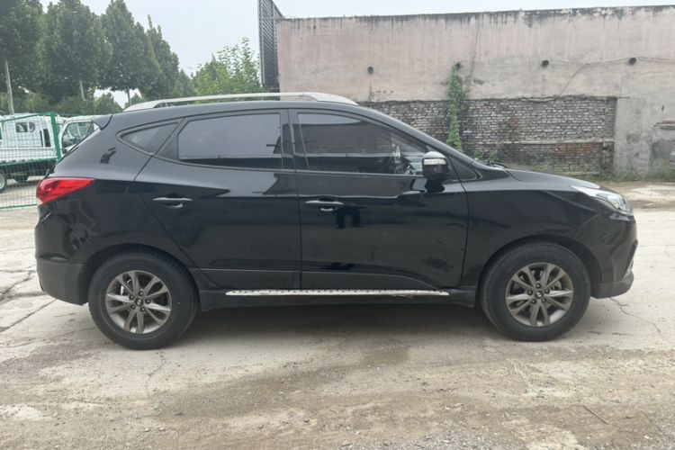 Used Hyundai ix35 2015 2.0L Automatic 2WD Comfort Edition China IV Standard
