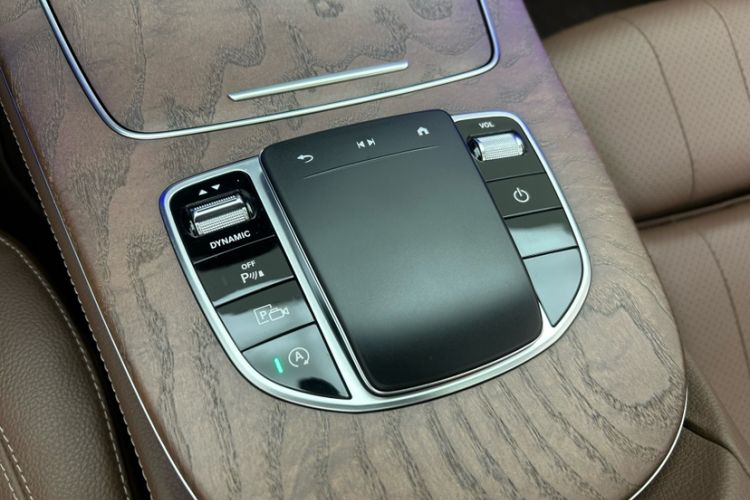 Used Mercedes-Benz E-Class 2022 E 260 L 4MATIC
