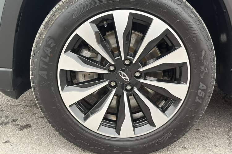 Used Chery Tiggo 8 PLUS 2025 290TGDI DCT Prestige 5-Seater