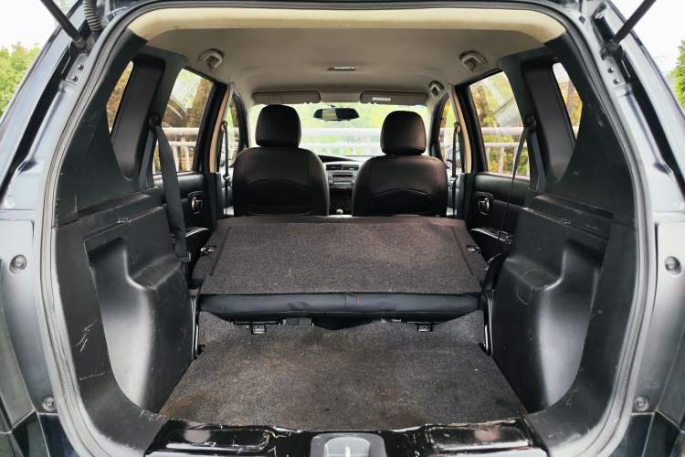 Used Nissan Livina 2013 1.6XE CVT Comfort Edition
