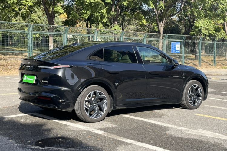 Used ONVO L60 2024 60 kWh All-Wheel Drive