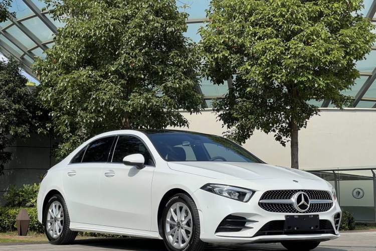 Used Mercedes-Benz A-Class 2020 Restyled A 200 L Sport Sedan Fashion Version
