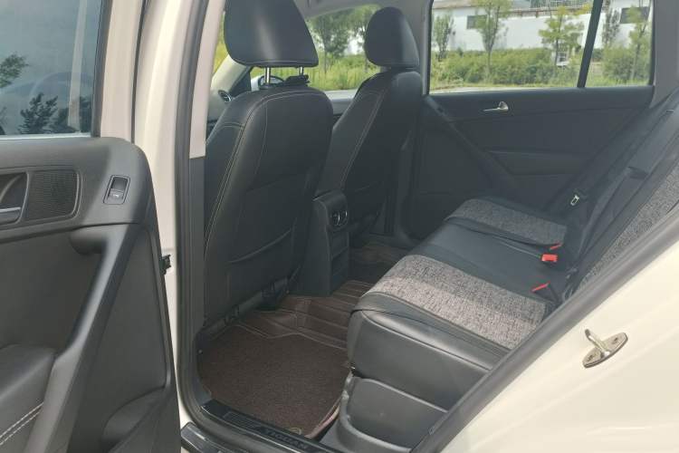 Used Volkswagen Tiguan 2017 300TSI Automatic Two-Wheel Drive Silk Road Luxury Edition
