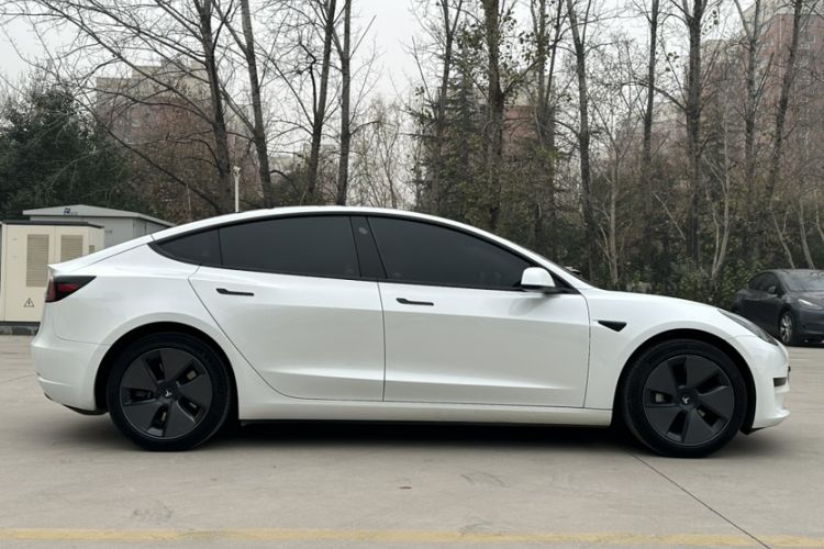 Used Tesla Model 3 2022 Rear-Wheel-Drive Version
