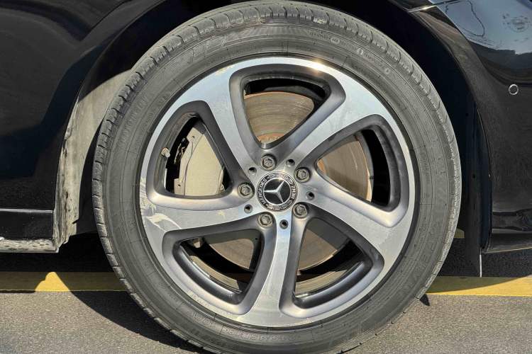 Used Mercedes-Benz E-Class 2019 Restyled E 300 L Sporty and Stylish Edition