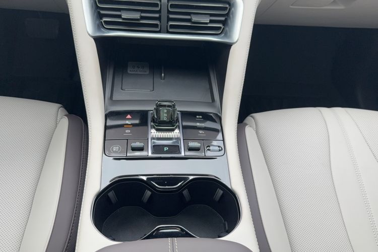 Used BYD Song PLUS New Energy 2024 HONOR Edition DM-i 150km Flagship PLUS
