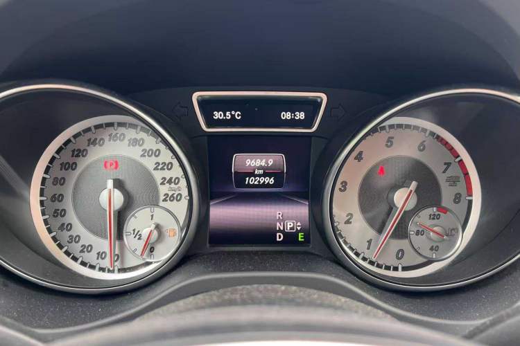 Used Mercedes-Benz GLA 2015 GLA 200 Fashion Model
