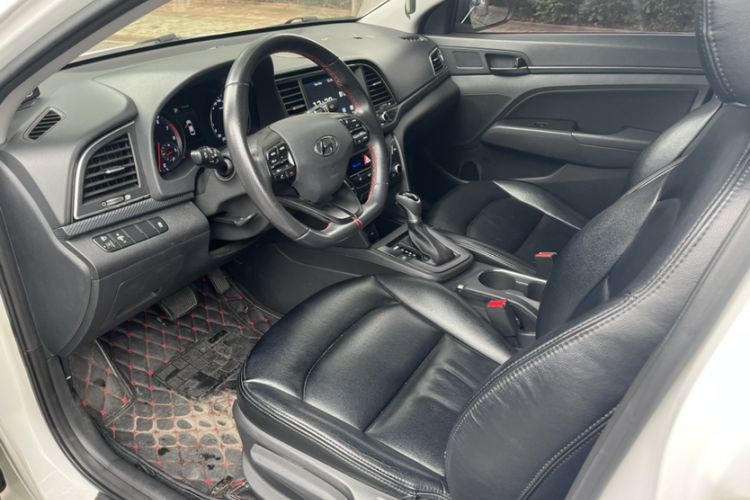 Used Hyundai Elantra 2016 1.4T Dual-Clutch Xuan Dong · Dynamic Version
