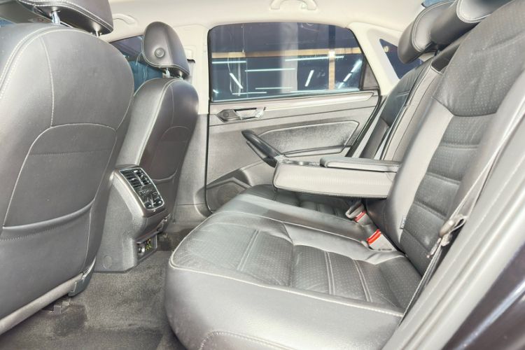 Used Volkswagen Passat 2017 330TSI DSG Prestige Edition
