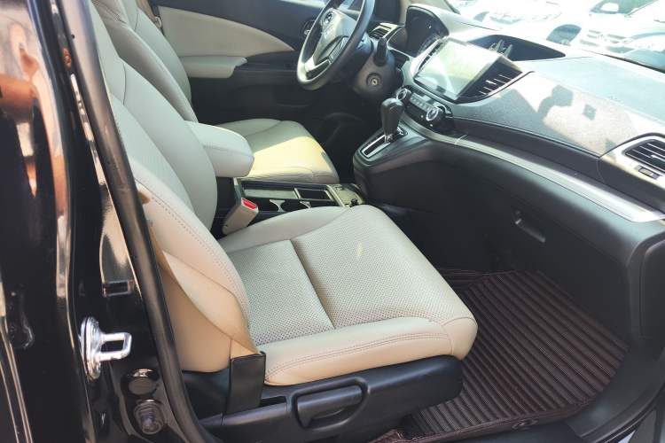 Used Honda CR-V 2016 2.0L Two-Wheel Drive Classic Edition
