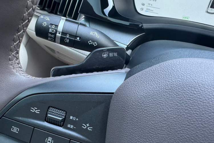 Used BYD Song PLUS New Energy 2025 DM-i Intelligent Driving 160KM Flagship Model
