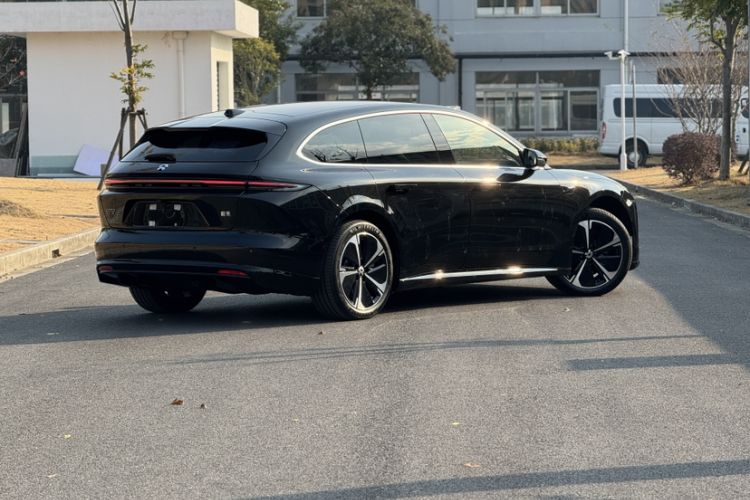 Used Nio ET5T 2025 75 kWh Touring