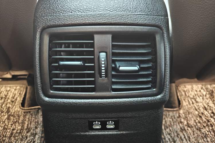 Used BMW X1 2021 sDrive25Li Leading Model
