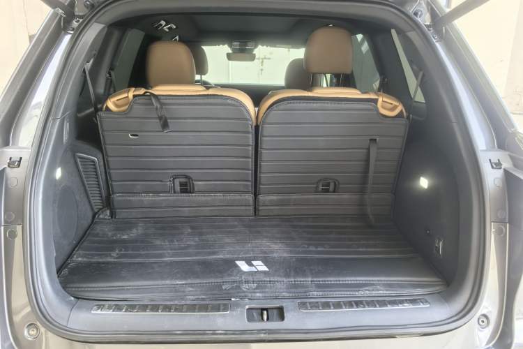 Used Li Auto ONE 2020 Extended-Range 6-Seater Version
