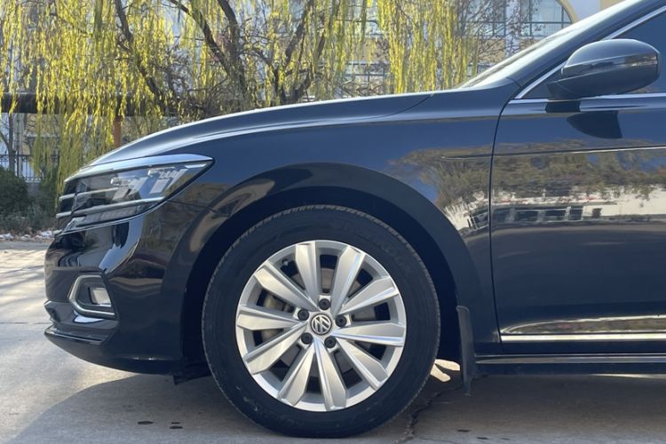 Used Volkswagen Passat 2020 330TSI Elite Edition China VI
