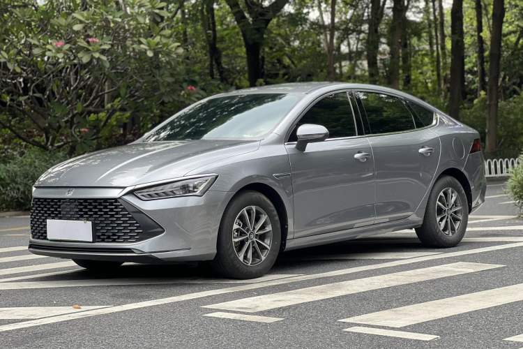 Used BYD Qin PLUS 2023 Champion Edition DM-i 55KM Leading Model
