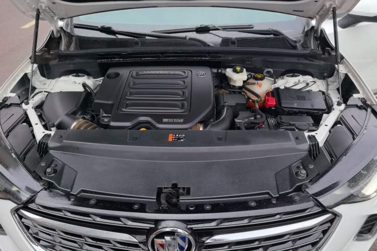 Used Buick Envision 2022 Encore S 552T Two-Wheel-Drive Luxury Model
