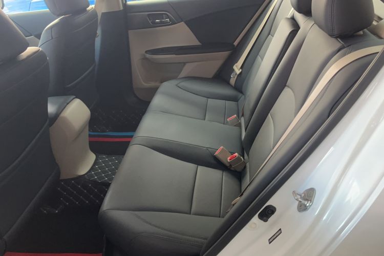 Used Honda Accord 2015 2.0L LX Comfort Edition
