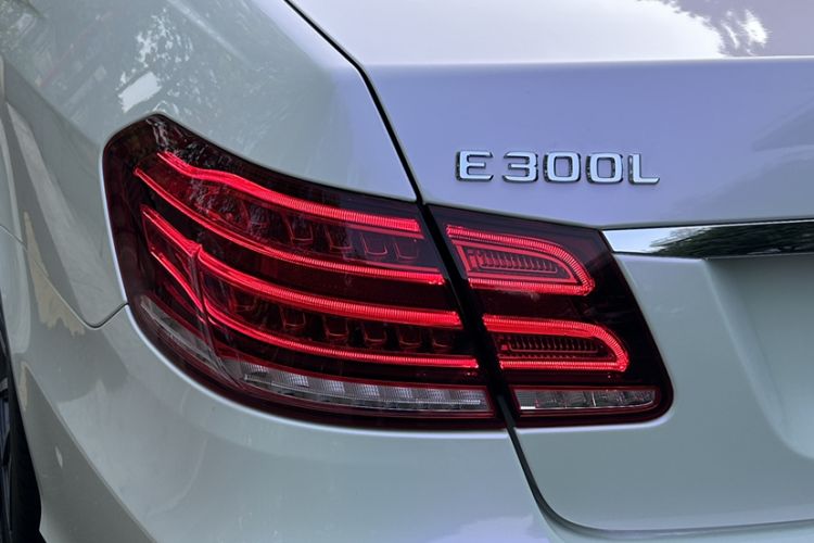 Used Mercedes-Benz E-Class 2014 Restyled E 300 L Sport Edition