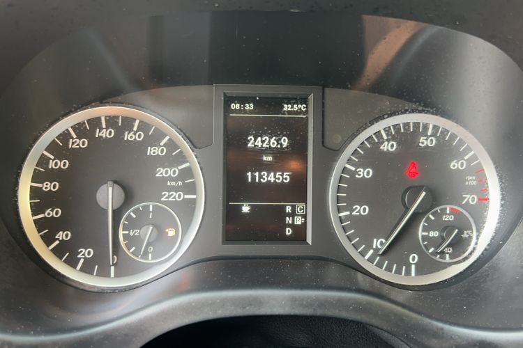 Used Mercedes-Benz Vito 2018 2.0T Business Version China V Emission Standard
