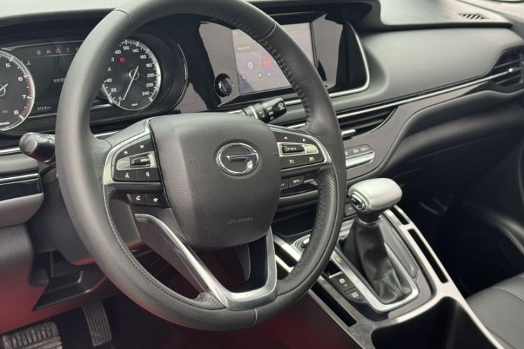 Used GAC Trumpchi M6 2021 270T DCT Luxury Edition (7-seater)
