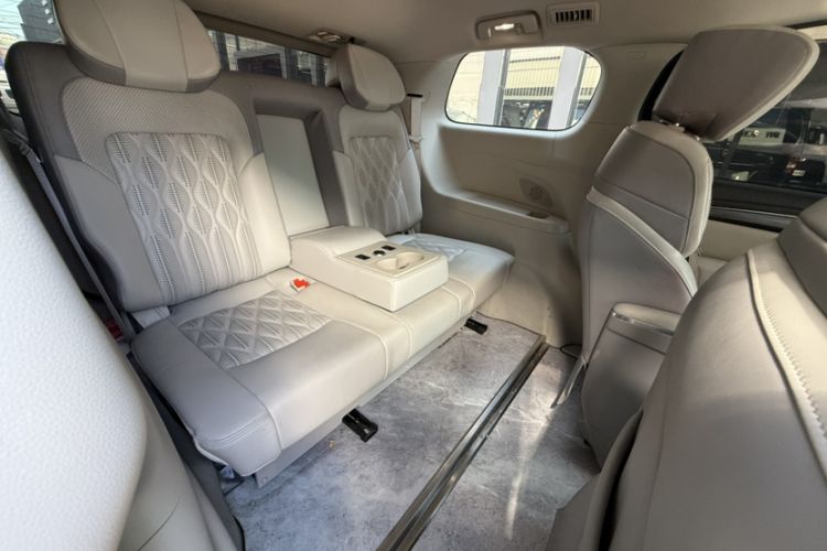 Used Buick GL8 2023 ES Lu Zun Comfort Model
