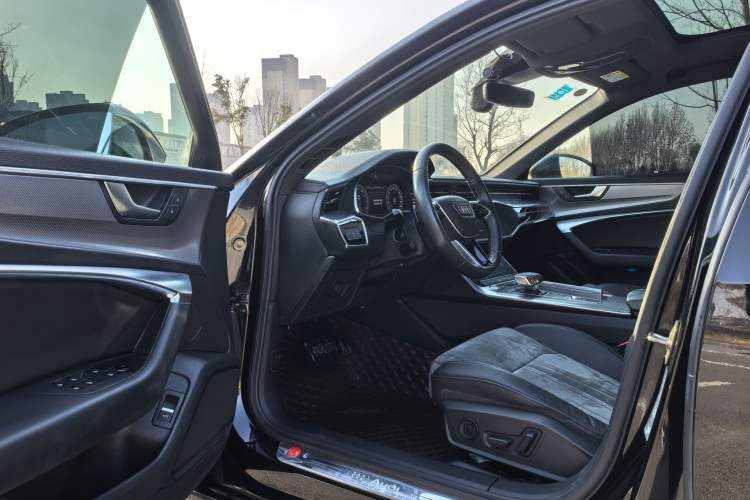 Used Audi A6L 2019 40 TFSI Luxury Dynamic Model
