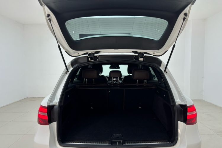 Used Mercedes-Benz GLC 2019 Facelift GLC 260 L 4MATIC Luxury Model