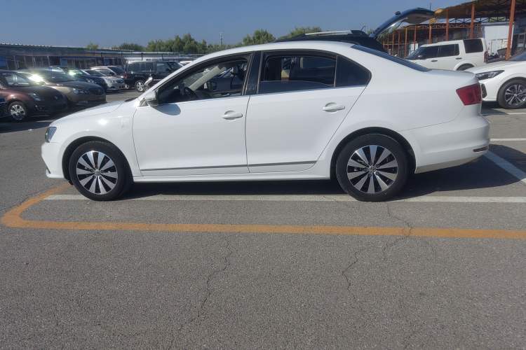 Used Volkswagen Sagitar 2018 280TSI DSG Comfort Model
