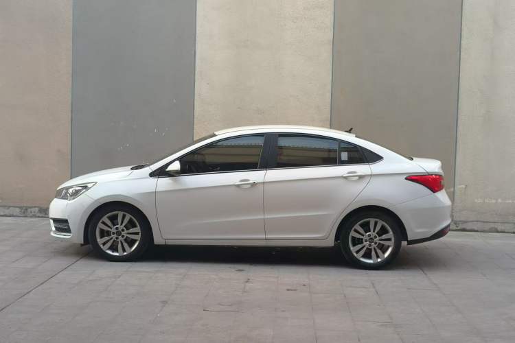 Used Chery Arrizo 5 2017 1.5L CVT Trendsetting Edition
