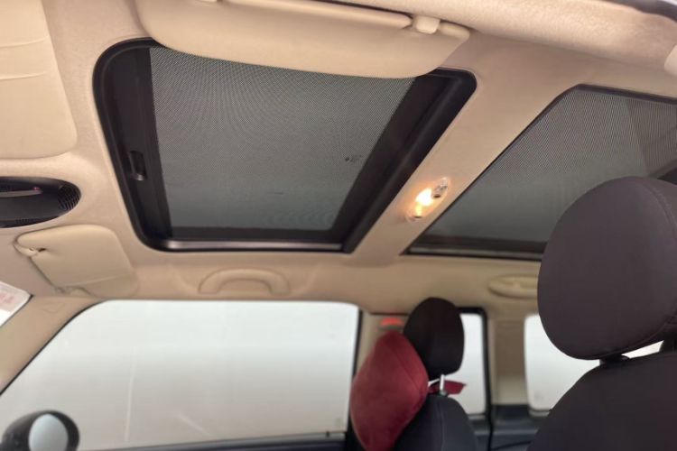 Used  Clubman 2011 1.6L COOPER Fun
