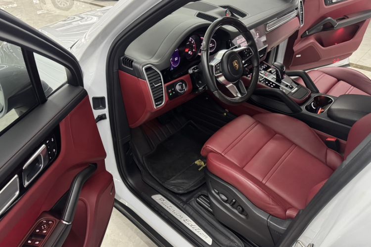 Used Porsche Cayenne 2023 Cayenne 3.0T Platinum Edition
