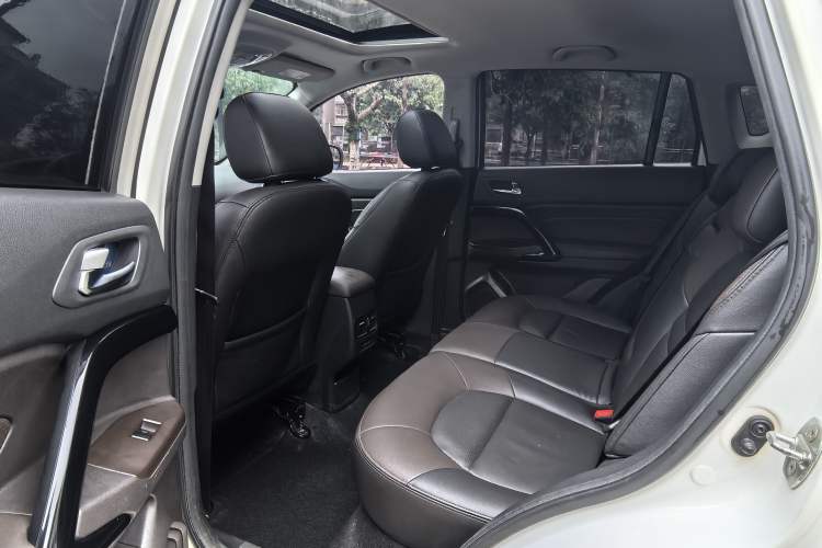 Used GAC Trumpchi GS4 2017 235T Automatic Two-Wheel Drive Luxury Smart Connectivity Version