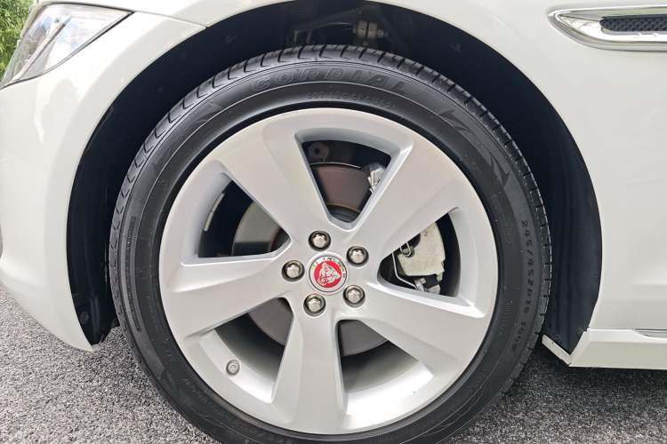 Used Jaguar XFL 2020 XFL 2.0T P200 Two-Wheel-Drive Elite Edition
